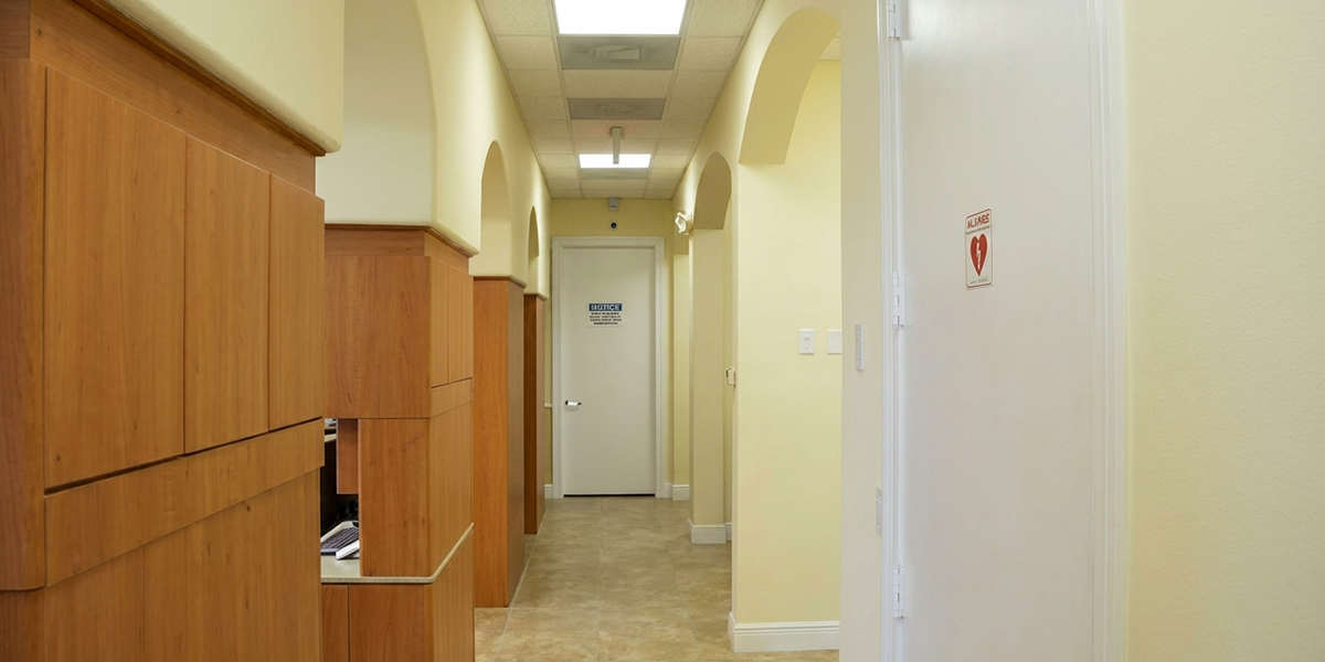 1200x600 Office 2